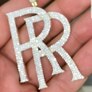 10 Karat Solid Gold, 5.2 Carats Diamond Rolls Royce RR logo Pendant